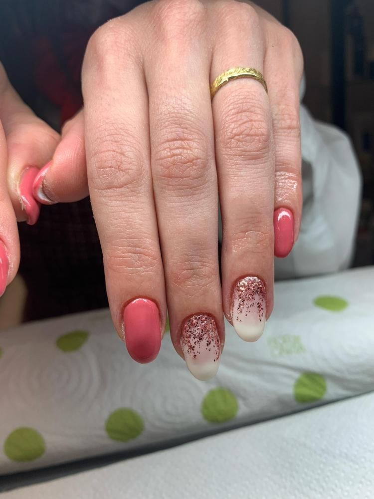Manicure e pedicure